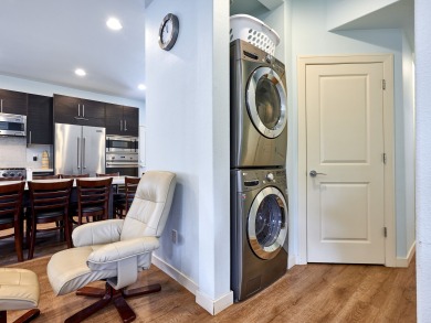Lake House Book by Apr 30th, 10% off rental rate on stays May-Aug 2019 (excludes holiday, , on  in Oregon - Lakehouse Vacation Rental - Lake Home for rent on LakeHouseVacations.com