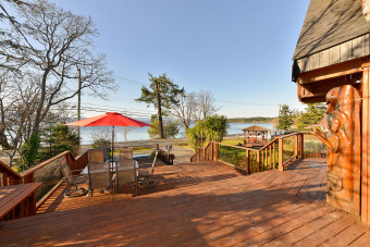  Ad# 17201 lake house for rent on LakeHouseVacations.com, lakehouse, lake home rental, lakehome for rent, vacation, holiday, lodging, lake