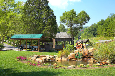  Ad# 17576 lake house for rent on LakeHouseVacations.com, lakehouse, lake home rental, lakehome for rent, vacation, holiday, lodging, lake