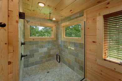  Ad# 17576 lake house for rent on LakeHouseVacations.com, lakehouse, lake home rental, lakehome for rent, vacation, holiday, lodging, lake