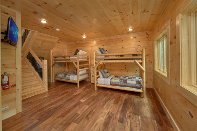  Ad# 17576 lake house for rent on LakeHouseVacations.com, lakehouse, lake home rental, lakehome for rent, vacation, holiday, lodging, lake