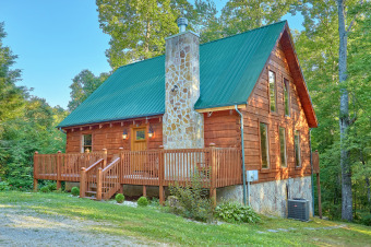 Lake House Ultimate indoor and outdoor fun - secluded yet close to all the attractions!, , on Douglas Lake in Tennessee - Lakehouse Vacation Rental - Lake Home for rent on LakeHouseVacations.com