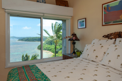Lake House Oceanfront and updated, top floor, perfect for honeymoon, , on Kauai - Princeville in Hawaii - Lakehouse Vacation Rental - Lake Home for rent on LakeHouseVacations.com