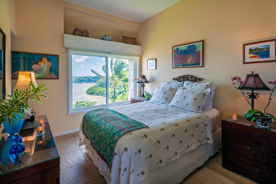 Lake House Oceanfront and updated, top floor, perfect for honeymoon, , on Kauai - Princeville in Hawaii - Lakehouse Vacation Rental - Lake Home for rent on LakeHouseVacations.com