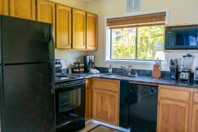 Lake House Views, romantic and private with king bed, ground floor convenience, , on Kauai - Princeville in Hawaii - Lakehouse Vacation Rental - Lake Home for rent on LakeHouseVacations.com