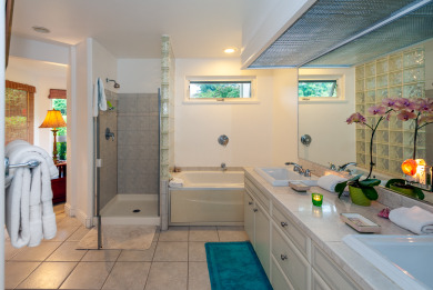Lake House Spacious Townhome in Quiet Neighborhood - Great for Larger Groups & Families, , on Kauai - Princeville in Hawaii - Lakehouse Vacation Rental - Lake Home for rent on LakeHouseVacations.com