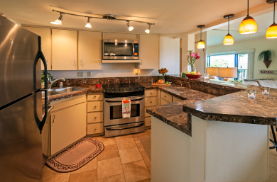 Lake House Cozy North Shore Charmer w Beautiful Ocean Views & Great Onsite Amenities , , on Kauai - Princeville in Hawaii - Lakehouse Vacation Rental - Lake Home for rent on LakeHouseVacations.com