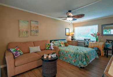 Lake House Cheerful & Affordable Studio Apartment - Walking Distance to Beaches, , on Kauai - Princeville in Hawaii - Lakehouse Vacation Rental - Lake Home for rent on LakeHouseVacations.com