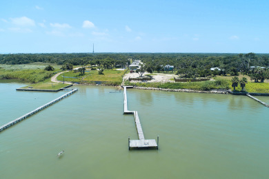 Lake House 3 bedroom 2 bath nestled in the oak trees right on Copano Bay! Private Pier!, , on Gulf of Mexico - Copano Bay in Texas - Lakehouse Vacation Rental - Lake Home for rent on LakeHouseVacations.com