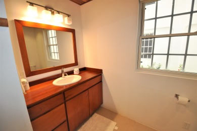 Lake House Oceanfront Penthouse 3 bed3 ba Velento#3 private dockpoolfree paddleboards, , on  in Belize District - Lakehouse Vacation Rental - Lake Home for rent on LakeHouseVacations.com