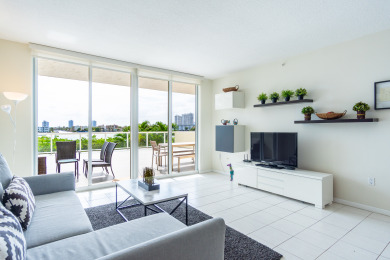 Lake House Spacious condo w terrace overlooking the bay WIFI + Parking, , on Atlantic Ocean - Sunny Isles Beach in Florida - Lakehouse Vacation Rental - Lake Home for rent on LakeHouseVacations.com