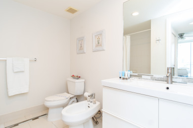 Lake House Cozy condo in boutique building WIFI + Parking, , on Atlantic Ocean - Sunny Isles Beach in Florida - Lakehouse Vacation Rental - Lake Home for rent on LakeHouseVacations.com