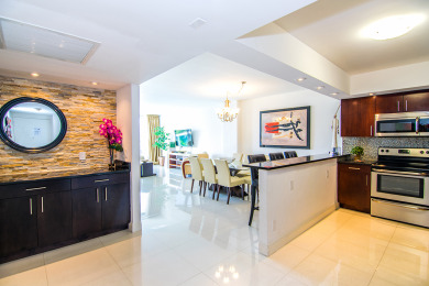 Lake House Cozy condo w city views just 500ft from the beach WIFI + Parking, , on Atlantic Ocean - Sunny Isles Beach in Florida - Lakehouse Vacation Rental - Lake Home for rent on LakeHouseVacations.com