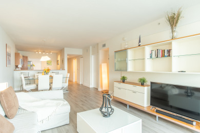 Lake House Quiet marine condo with breathtaking views of the bay WIFI + Parking, , on Atlantic Ocean - Sunny Isles Beach in Florida - Lakehouse Vacation Rental - Lake Home for rent on LakeHouseVacations.com