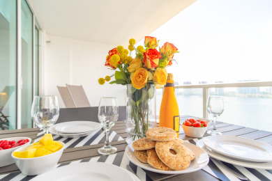 Lake House Quiet marine condo with breathtaking views of the bay WIFI + Parking, , on Atlantic Ocean - Sunny Isles Beach in Florida - Lakehouse Vacation Rental - Lake Home for rent on LakeHouseVacations.com