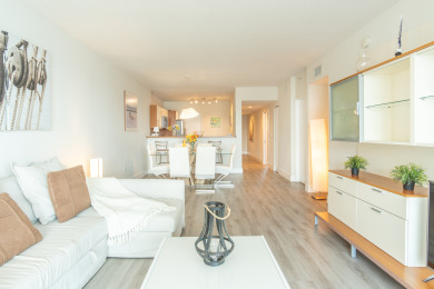 Lake House Quiet marine condo with breathtaking views of the bay WIFI + Parking, , on Atlantic Ocean - Sunny Isles Beach in Florida - Lakehouse Vacation Rental - Lake Home for rent on LakeHouseVacations.com