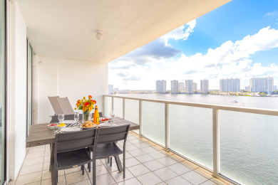 Lake House Quiet marine condo with breathtaking views of the bay WIFI + Parking, , on Atlantic Ocean - Sunny Isles Beach in Florida - Lakehouse Vacation Rental - Lake Home for rent on LakeHouseVacations.com