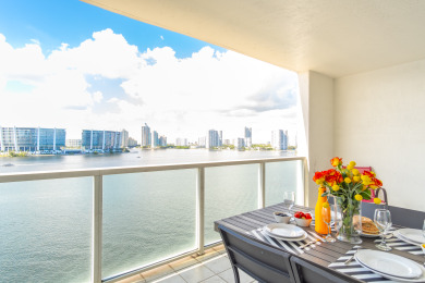 Lake House Quiet marine condo with breathtaking views of the bay WIFI + Parking, , on Atlantic Ocean - Sunny Isles Beach in Florida - Lakehouse Vacation Rental - Lake Home for rent on LakeHouseVacations.com