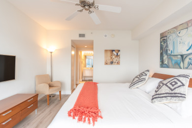 Lake House Quiet marine condo with breathtaking views of the bay WIFI + Parking, , on Atlantic Ocean - Sunny Isles Beach in Florida - Lakehouse Vacation Rental - Lake Home for rent on LakeHouseVacations.com