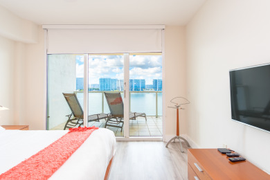 Lake House Quiet marine condo with breathtaking views of the bay WIFI + Parking, , on Atlantic Ocean - Sunny Isles Beach in Florida - Lakehouse Vacation Rental - Lake Home for rent on LakeHouseVacations.com