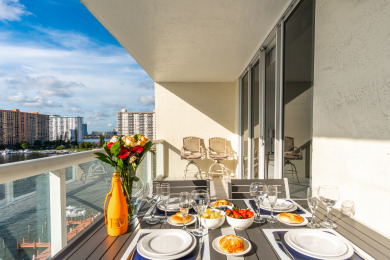 Lake House Spacious condo on high floor with amazing bay & city views. WIFI + Parking, , on Atlantic Ocean - Sunny Isles Beach in Florida - Lakehouse Vacation Rental - Lake Home for rent on LakeHouseVacations.com