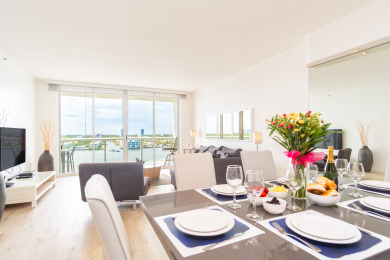 Lake House Spacious condo on high floor with amazing bay & city views. WIFI + Parking, , on Atlantic Ocean - Sunny Isles Beach in Florida - Lakehouse Vacation Rental - Lake Home for rent on LakeHouseVacations.com