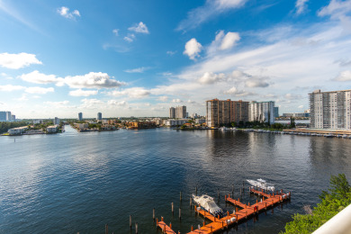 Lake House Spacious condo on high floor with amazing bay & city views. WIFI + Parking, , on Atlantic Ocean - Sunny Isles Beach in Florida - Lakehouse Vacation Rental - Lake Home for rent on LakeHouseVacations.com