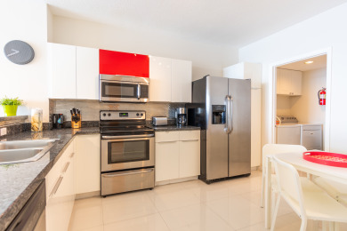Lake House Bright condo with striking views of the waterway WIFI + Parking, , on Atlantic Ocean - Sunny Isles Beach in Florida - Lakehouse Vacation Rental - Lake Home for rent on LakeHouseVacations.com