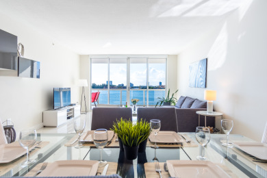 Lake House Bright condo with striking views of the waterway WIFI + Parking, , on Atlantic Ocean - Sunny Isles Beach in Florida - Lakehouse Vacation Rental - Lake Home for rent on LakeHouseVacations.com