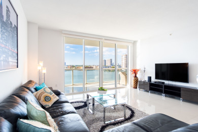 Lake House Spacious and cozy condo with amazing intracoastal views WIFI + Parking, , on Atlantic Ocean - Sunny Isles Beach in Florida - Lakehouse Vacation Rental - Lake Home for rent on LakeHouseVacations.com
