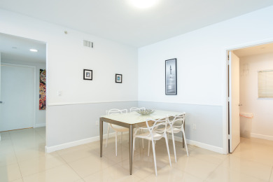 Lake House Spacious and cozy condo with amazing intracoastal views WIFI + Parking, , on Atlantic Ocean - Sunny Isles Beach in Florida - Lakehouse Vacation Rental - Lake Home for rent on LakeHouseVacations.com