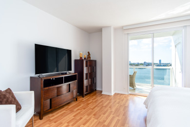 Lake House Spacious and cozy condo with amazing intracoastal views WIFI + Parking, , on Atlantic Ocean - Sunny Isles Beach in Florida - Lakehouse Vacation Rental - Lake Home for rent on LakeHouseVacations.com