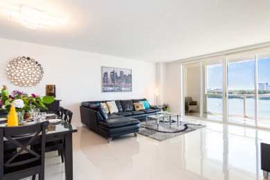 Lake House Spacious and cozy condo with amazing intracoastal views WIFI + Parking, , on Atlantic Ocean - Sunny Isles Beach in Florida - Lakehouse Vacation Rental - Lake Home for rent on LakeHouseVacations.com