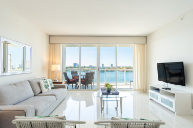 Lake House Amazing intracoastal views just 12 mile from the beach. WIFI + Parking, , on Atlantic Ocean - Sunny Isles Beach in Florida - Lakehouse Vacation Rental - Lake Home for rent on LakeHouseVacations.com