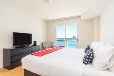 Lake House Amazing intracoastal views just 12 mile from the beach. WIFI + Parking, , on Atlantic Ocean - Sunny Isles Beach in Florida - Lakehouse Vacation Rental - Lake Home for rent on LakeHouseVacations.com
