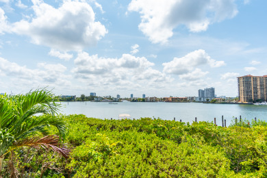 Lake House Spacious Waterfront Condo w Stunning Views and Proximity to the Beach, , on Atlantic Ocean - Sunny Isles Beach in Florida - Lakehouse Vacation Rental - Lake Home for rent on LakeHouseVacations.com