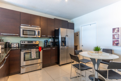 Lake House Spacious Waterfront Condo w Stunning Views and Proximity to the Beach, , on Atlantic Ocean - Sunny Isles Beach in Florida - Lakehouse Vacation Rental - Lake Home for rent on LakeHouseVacations.com