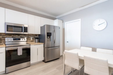 Lake House Cozy and spacious condo with amazing intracoastal views. WIFI + Parking, , on Atlantic Ocean - Sunny Isles Beach in Florida - Lakehouse Vacation Rental - Lake Home for rent on LakeHouseVacations.com