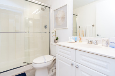 Lake House Cozy and spacious condo with amazing intracoastal views. WIFI + Parking, , on Atlantic Ocean - Sunny Isles Beach in Florida - Lakehouse Vacation Rental - Lake Home for rent on LakeHouseVacations.com