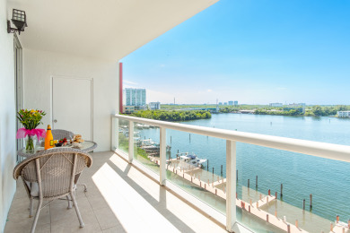 Lake House Cozy and spacious condo with amazing intracoastal views. WIFI + Parking, , on Atlantic Ocean - Sunny Isles Beach in Florida - Lakehouse Vacation Rental - Lake Home for rent on LakeHouseVacations.com