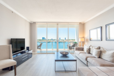 Lake House Cozy and spacious condo with amazing intracoastal views. WIFI + Parking, , on Atlantic Ocean - Sunny Isles Beach in Florida - Lakehouse Vacation Rental - Lake Home for rent on LakeHouseVacations.com