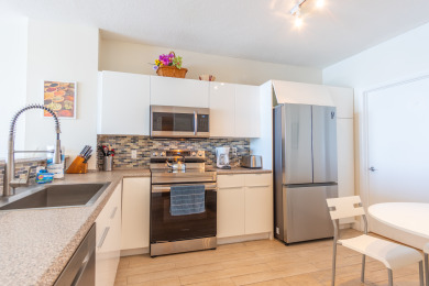 Lake House Cozy condo w bay views 150Mbps WIFI + Parking, , on Atlantic Ocean - Sunny Isles Beach in Florida - Lakehouse Vacation Rental - Lake Home for rent on LakeHouseVacations.com