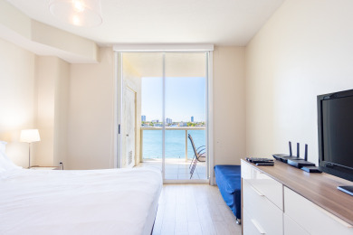 Lake House Cozy condo w bay views 150Mbps WIFI + Parking, , on Atlantic Ocean - Sunny Isles Beach in Florida - Lakehouse Vacation Rental - Lake Home for rent on LakeHouseVacations.com
