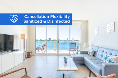 Lake House Cozy condo w bay views 150Mbps WIFI + Parking, , on Atlantic Ocean - Sunny Isles Beach in Florida - Lakehouse Vacation Rental - Lake Home for rent on LakeHouseVacations.com