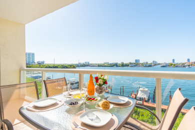 Lake House Cozy condo w bay views 150Mbps WIFI + Parking, , on Atlantic Ocean - Sunny Isles Beach in Florida - Lakehouse Vacation Rental - Lake Home for rent on LakeHouseVacations.com