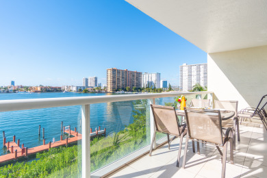 Lake House Cozy condo w bay views 150Mbps WIFI + Parking, , on Atlantic Ocean - Sunny Isles Beach in Florida - Lakehouse Vacation Rental - Lake Home for rent on LakeHouseVacations.com