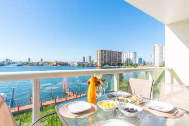 Lake House Cozy condo w bay views 150Mbps WIFI + Parking, , on Atlantic Ocean - Sunny Isles Beach in Florida - Lakehouse Vacation Rental - Lake Home for rent on LakeHouseVacations.com