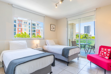 Lake House Luminous corner condo overlooking the bay WIFI + Netflix + Parking, , on Atlantic Ocean - Sunny Isles Beach in Florida - Lakehouse Vacation Rental - Lake Home for rent on LakeHouseVacations.com