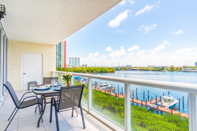 Lake House Luminous corner condo overlooking the bay WIFI + Netflix + Parking, , on Atlantic Ocean - Sunny Isles Beach in Florida - Lakehouse Vacation Rental - Lake Home for rent on LakeHouseVacations.com