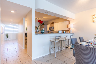 Lake House Luminous corner condo overlooking the bay WIFI + Netflix + Parking, , on Atlantic Ocean - Sunny Isles Beach in Florida - Lakehouse Vacation Rental - Lake Home for rent on LakeHouseVacations.com